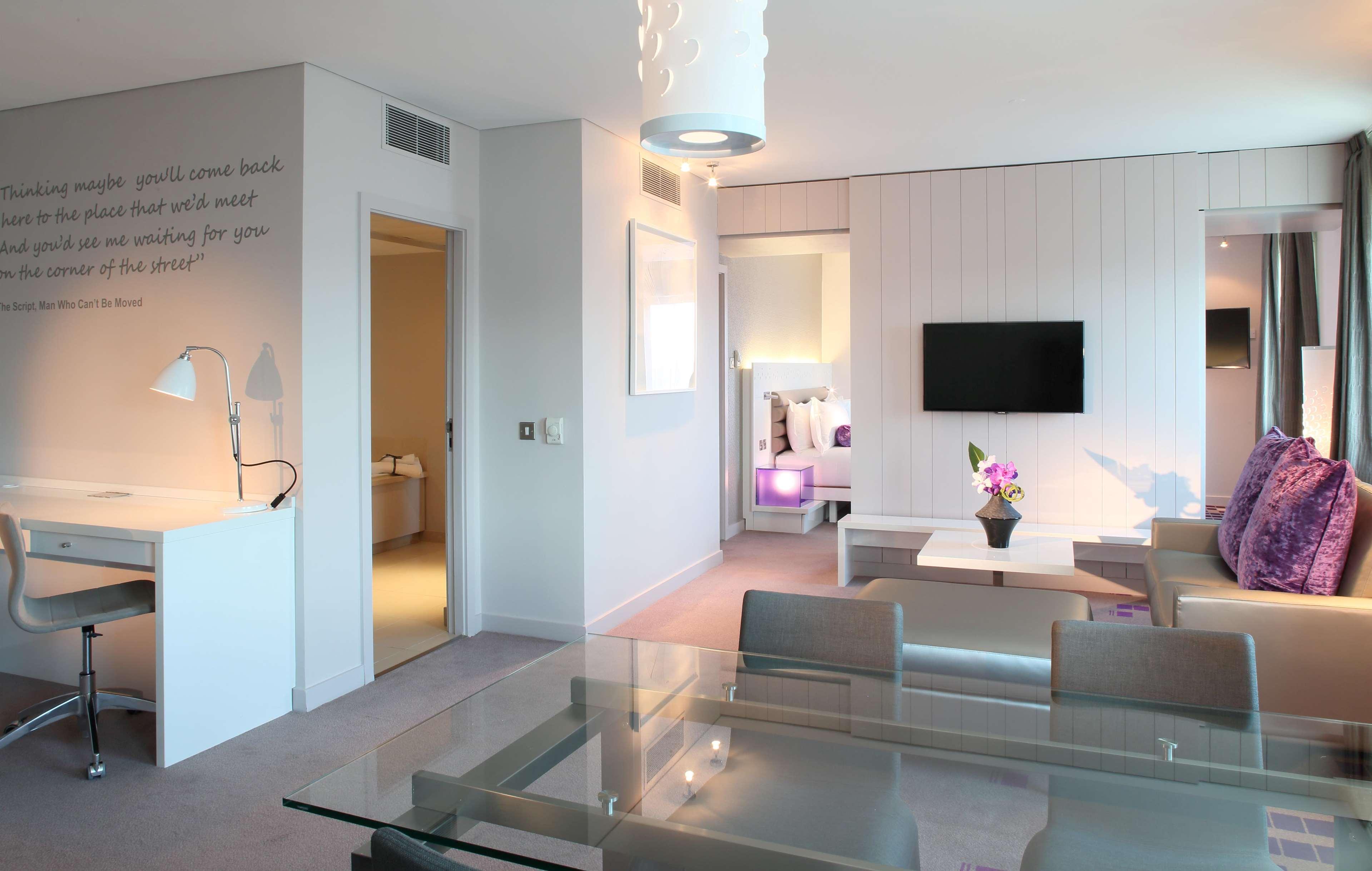 The Morrison Dublin, Curio Collection By Hilton Hotel Екстериор снимка Suite