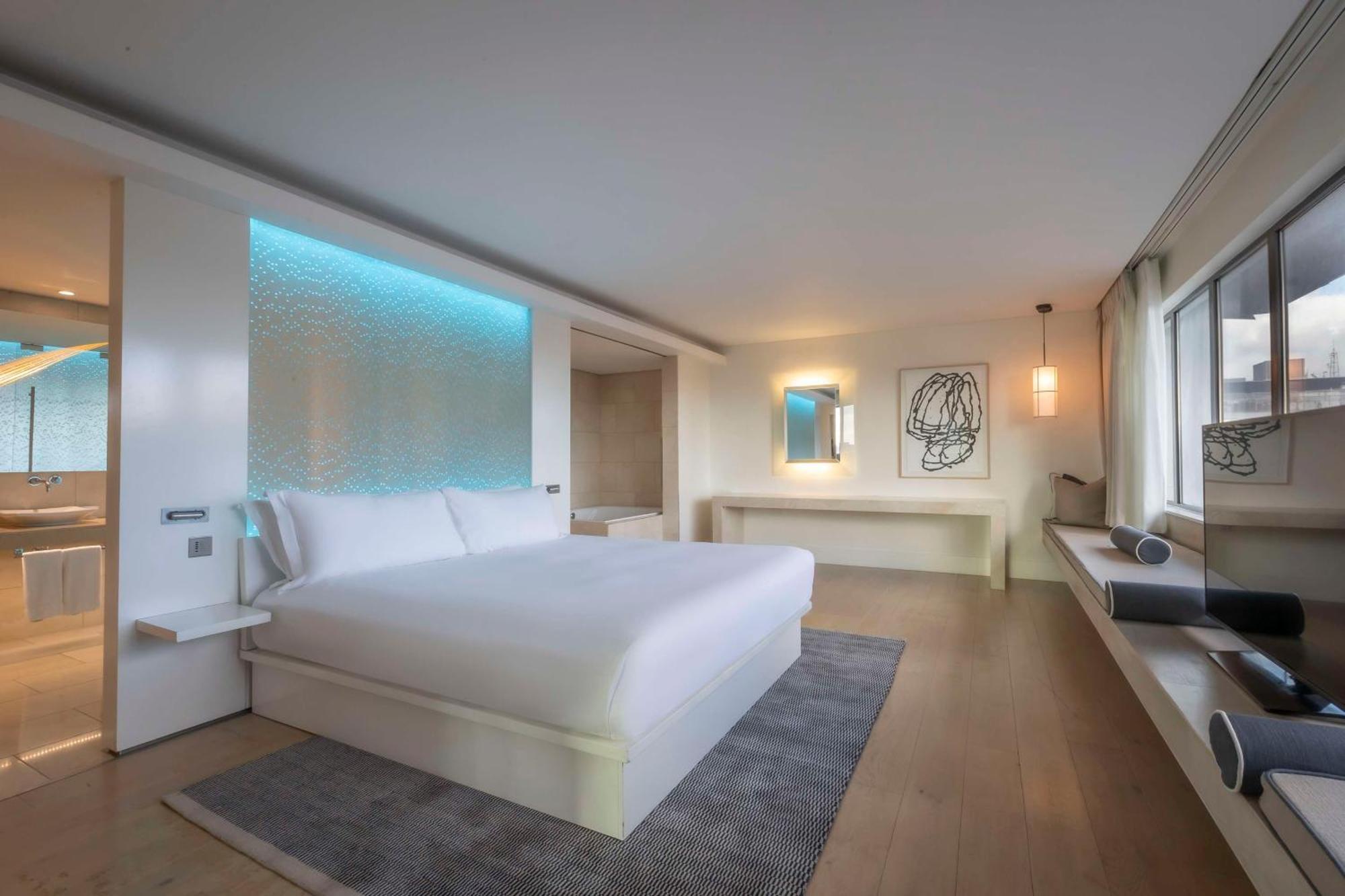 The Morrison Dublin, Curio Collection By Hilton Hotel Екстериор снимка A bedroom at the hotel