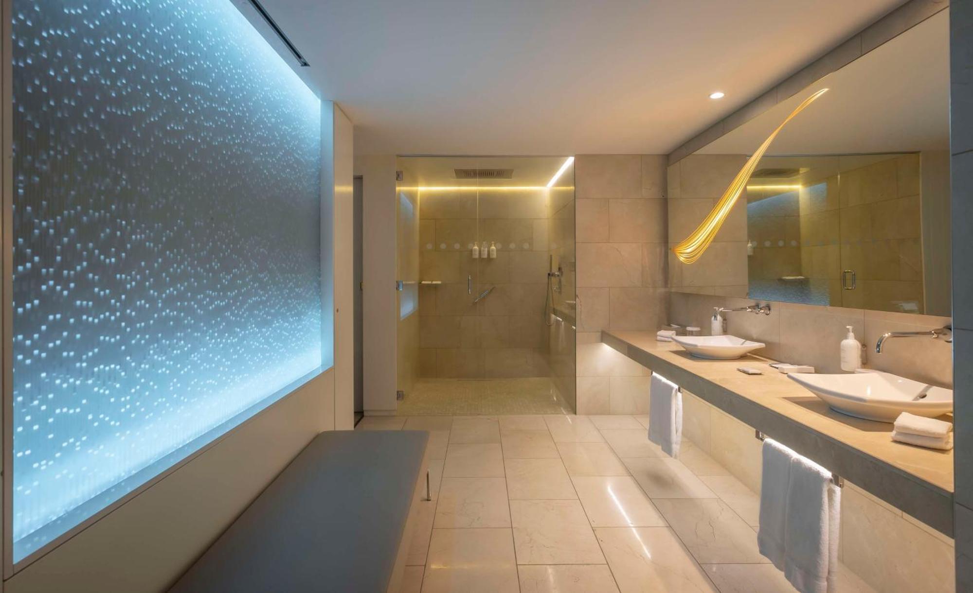 The Morrison Dublin, Curio Collection By Hilton Hotel Екстериор снимка Bathroom