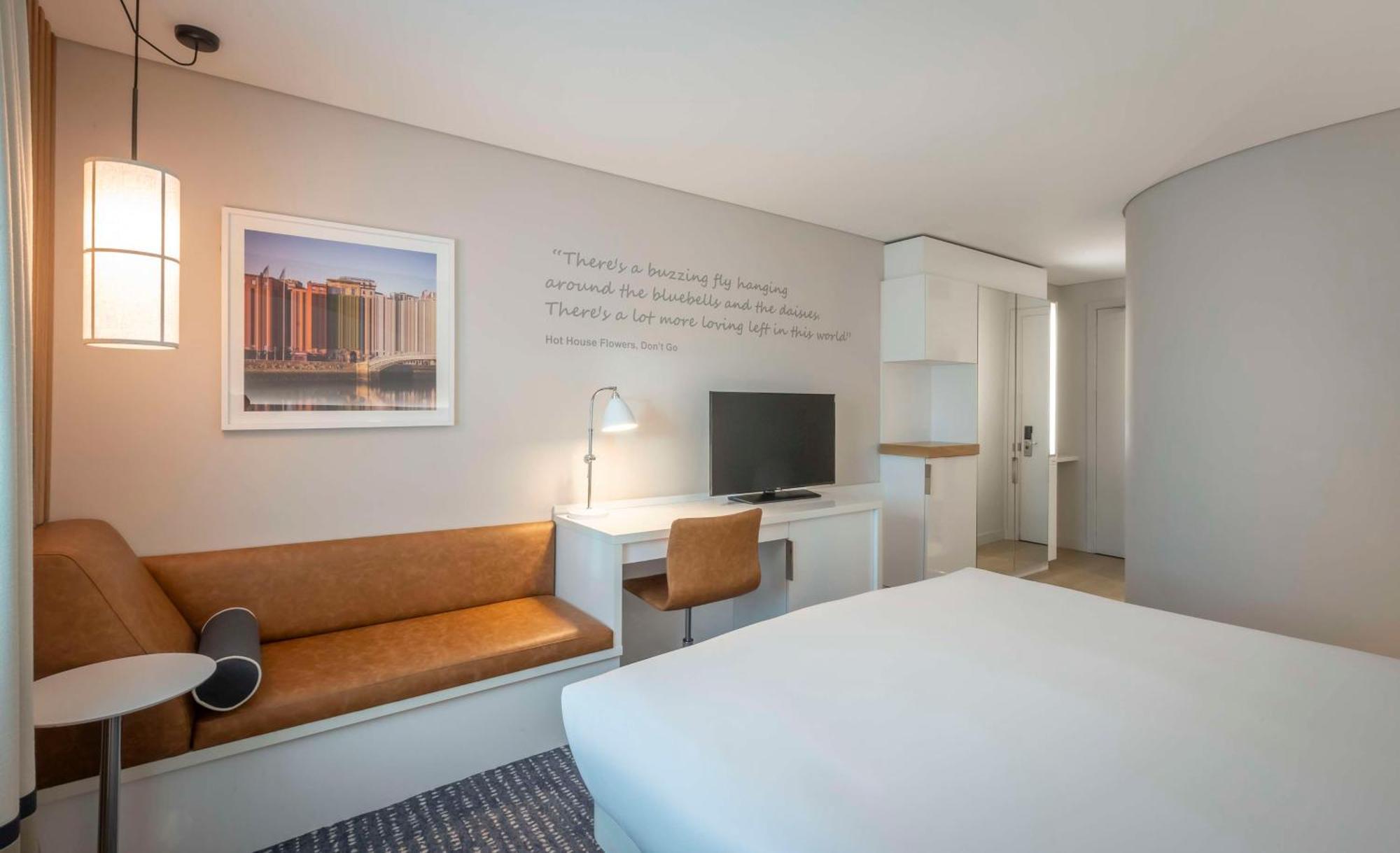 The Morrison Dublin, Curio Collection By Hilton Hotel Екстериор снимка