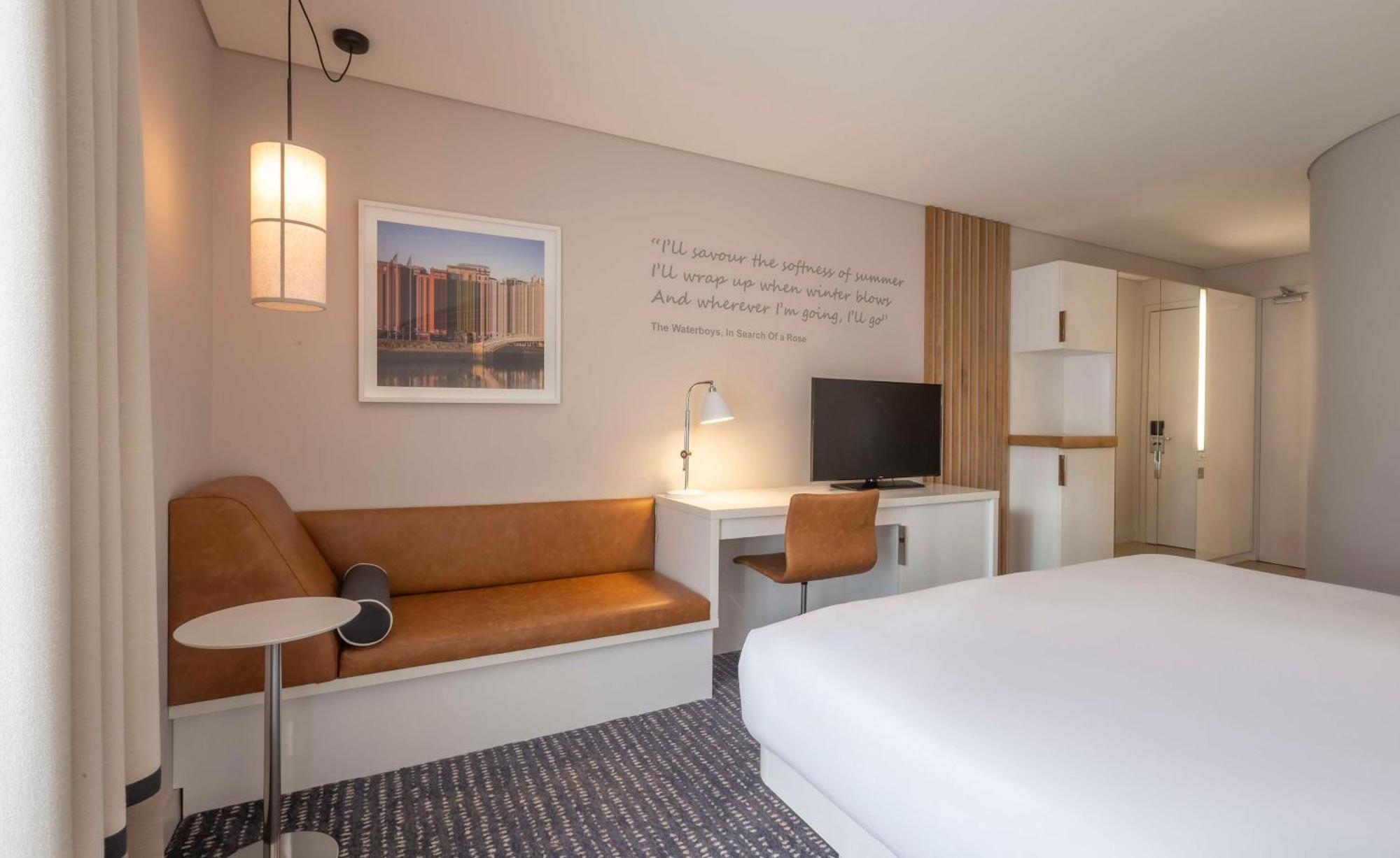 The Morrison Dublin, Curio Collection By Hilton Hotel Екстериор снимка