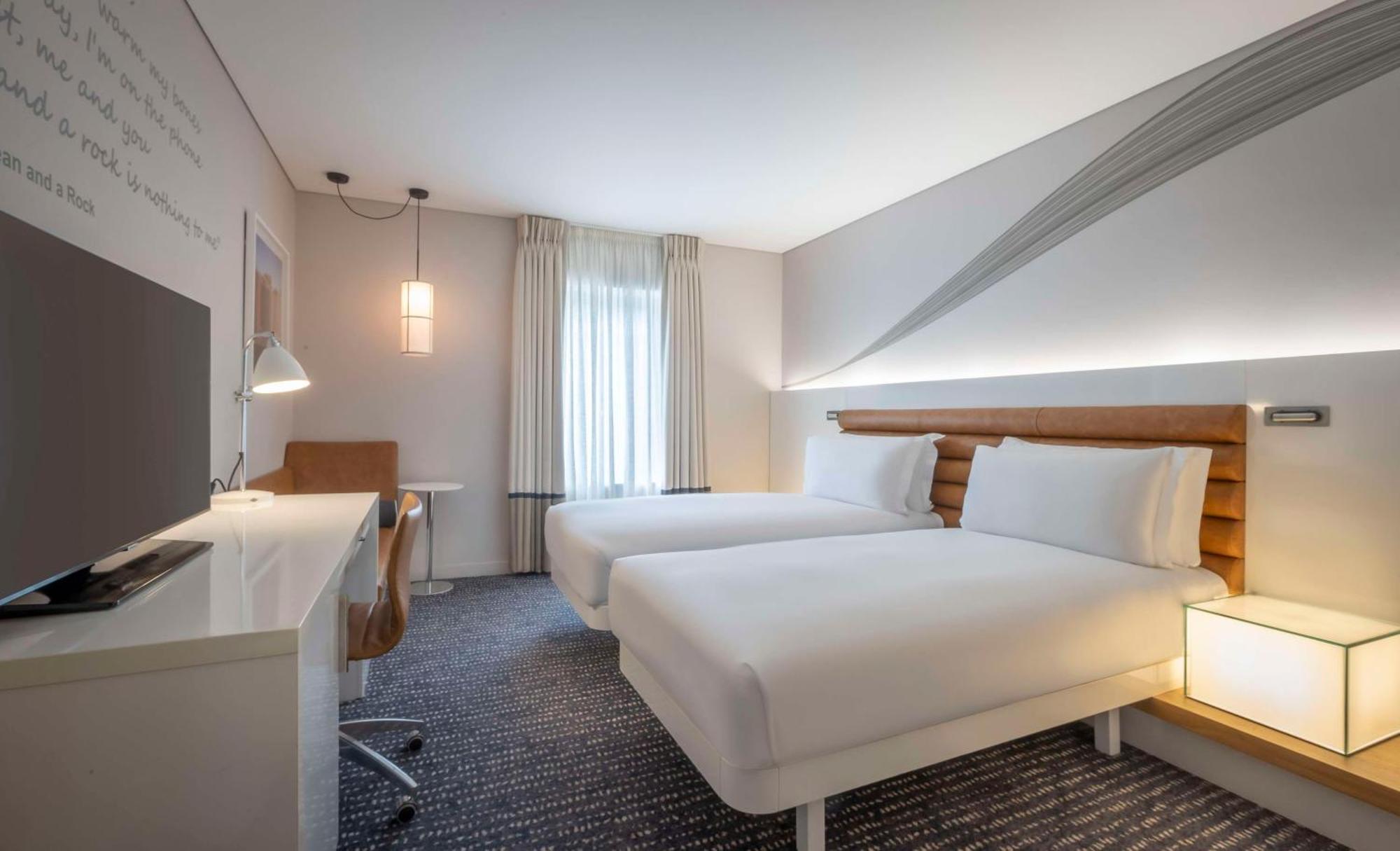 The Morrison Dublin, Curio Collection By Hilton Hotel Екстериор снимка