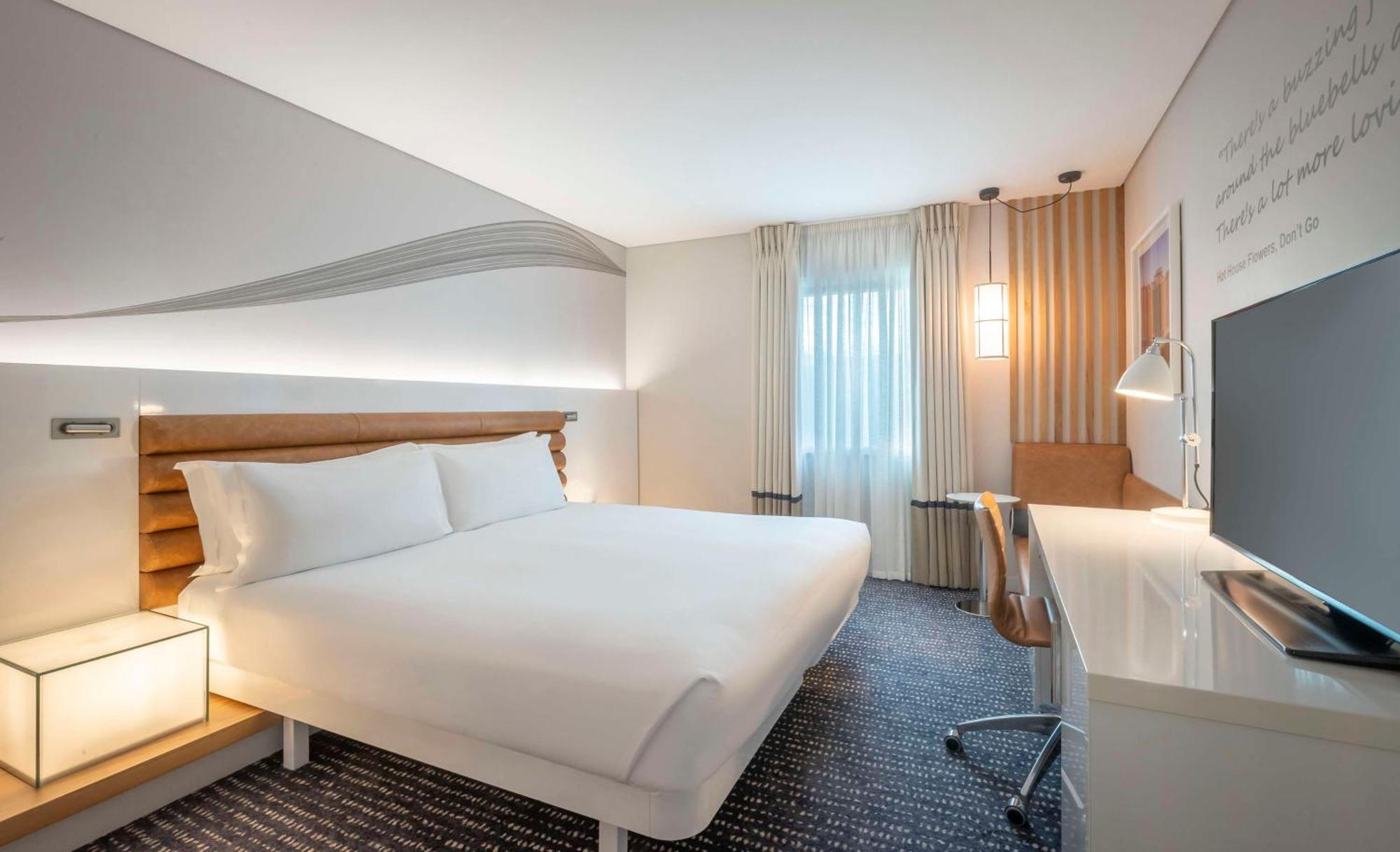 The Morrison Dublin, Curio Collection By Hilton Hotel Екстериор снимка
