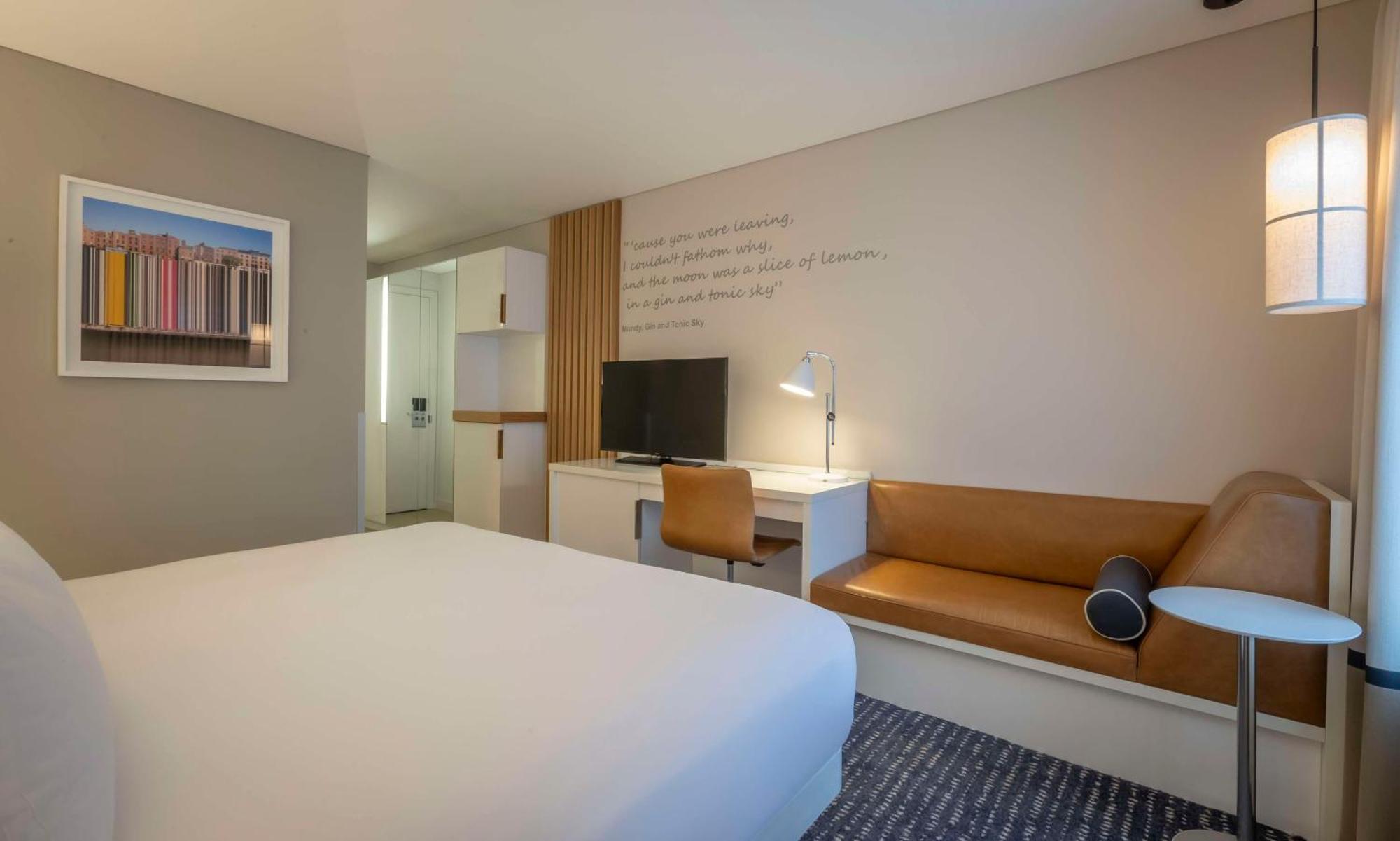 The Morrison Dublin, Curio Collection By Hilton Hotel Екстериор снимка