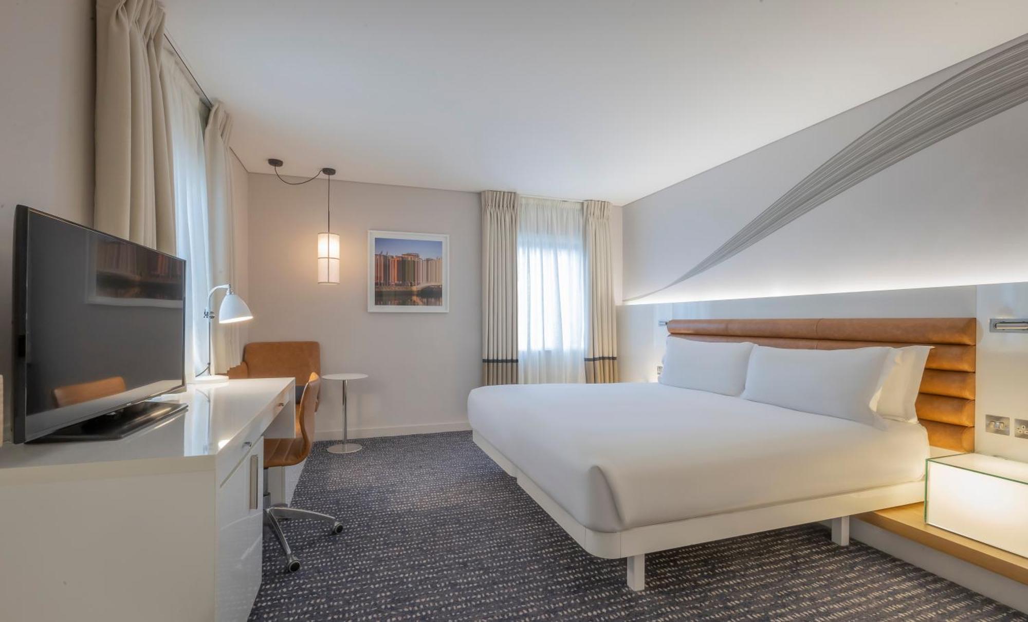 The Morrison Dublin, Curio Collection By Hilton Hotel Екстериор снимка